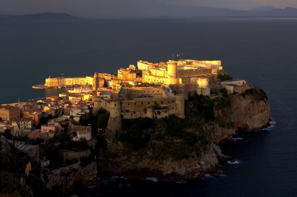 Bed & Breakfast Castello Aragonese Gaeta Buitenkant foto